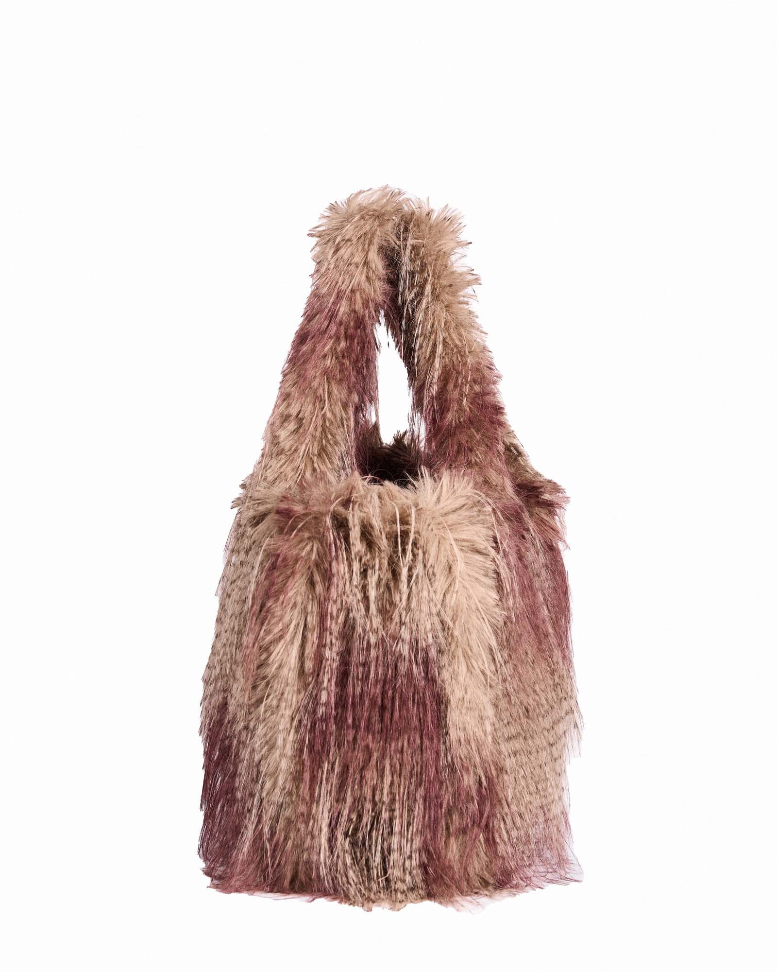 OVERSIZED TOTE - OSTRICH