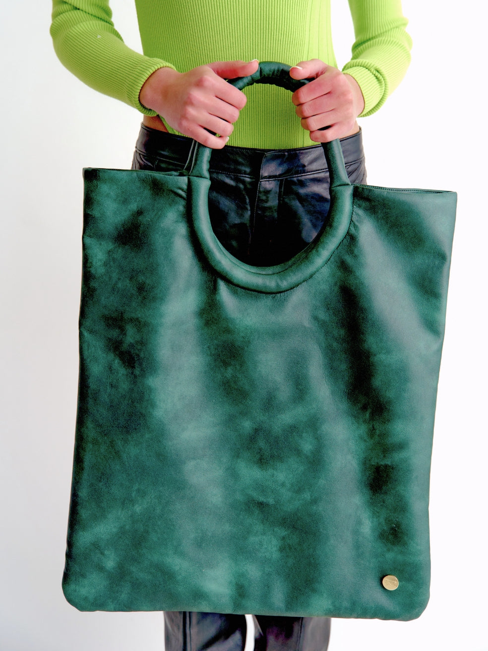 24 hour tote work travel bag oversized animal free leather pine green distressed